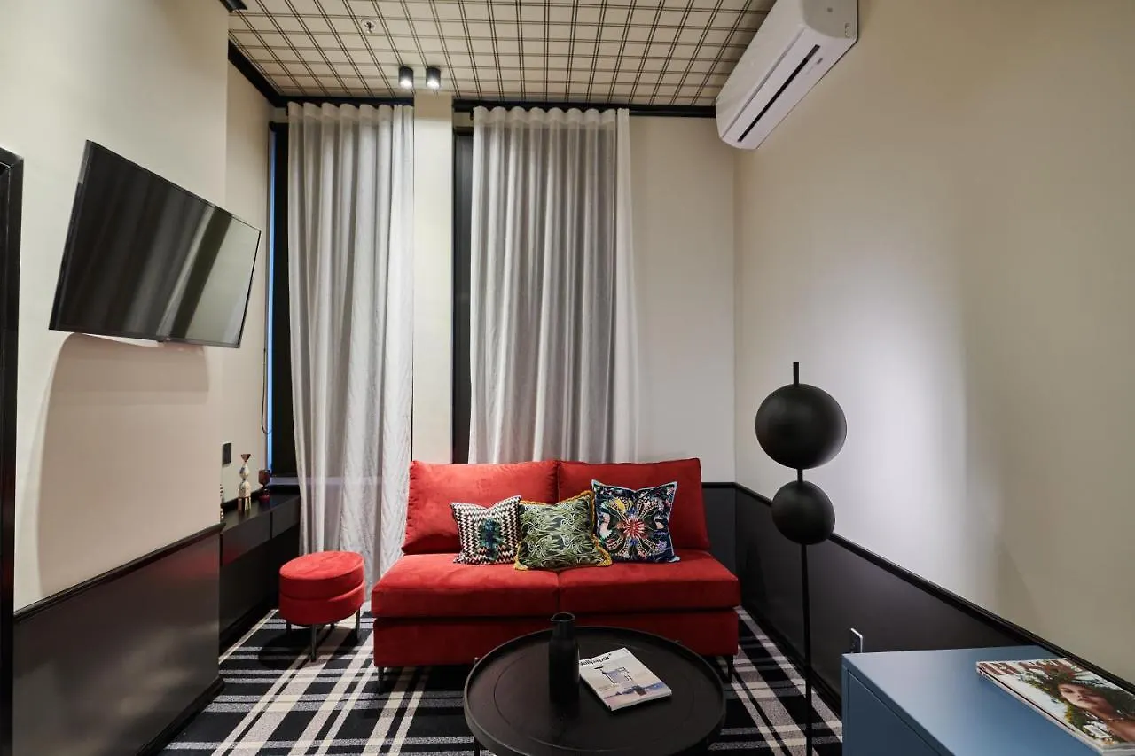 Naumi Studio Wellington Hotel
