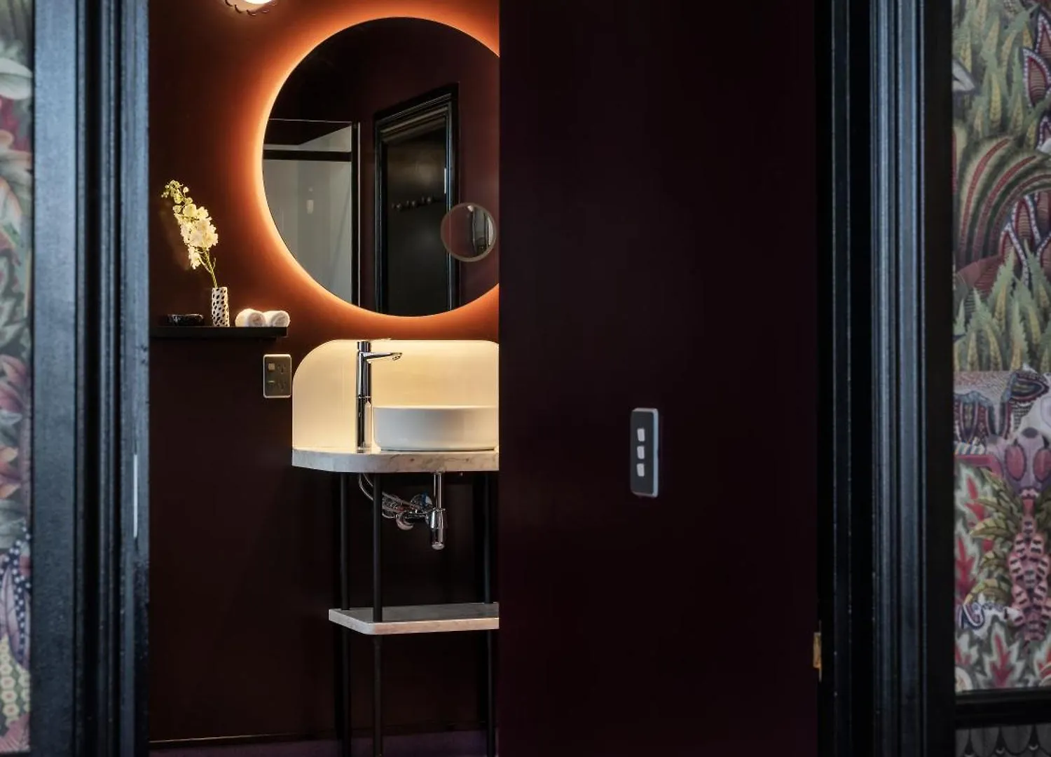Naumi Studio Wellington Hotel