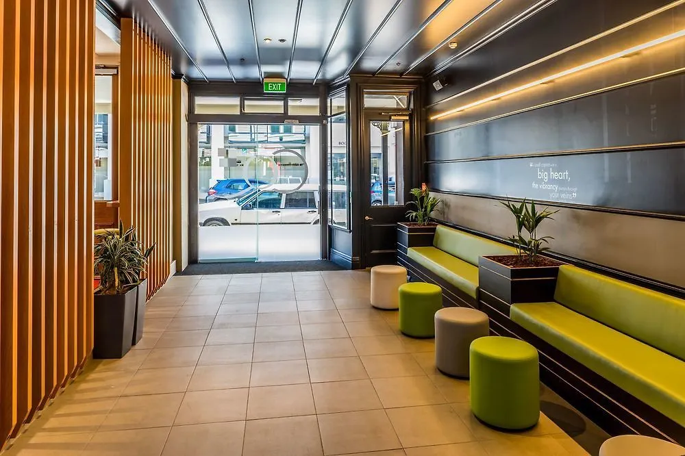 Naumi Studio Wellington 4*,