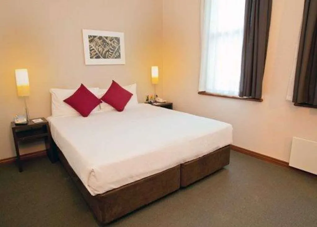 **** Hotel Naumi Studio Wellington New Zealand