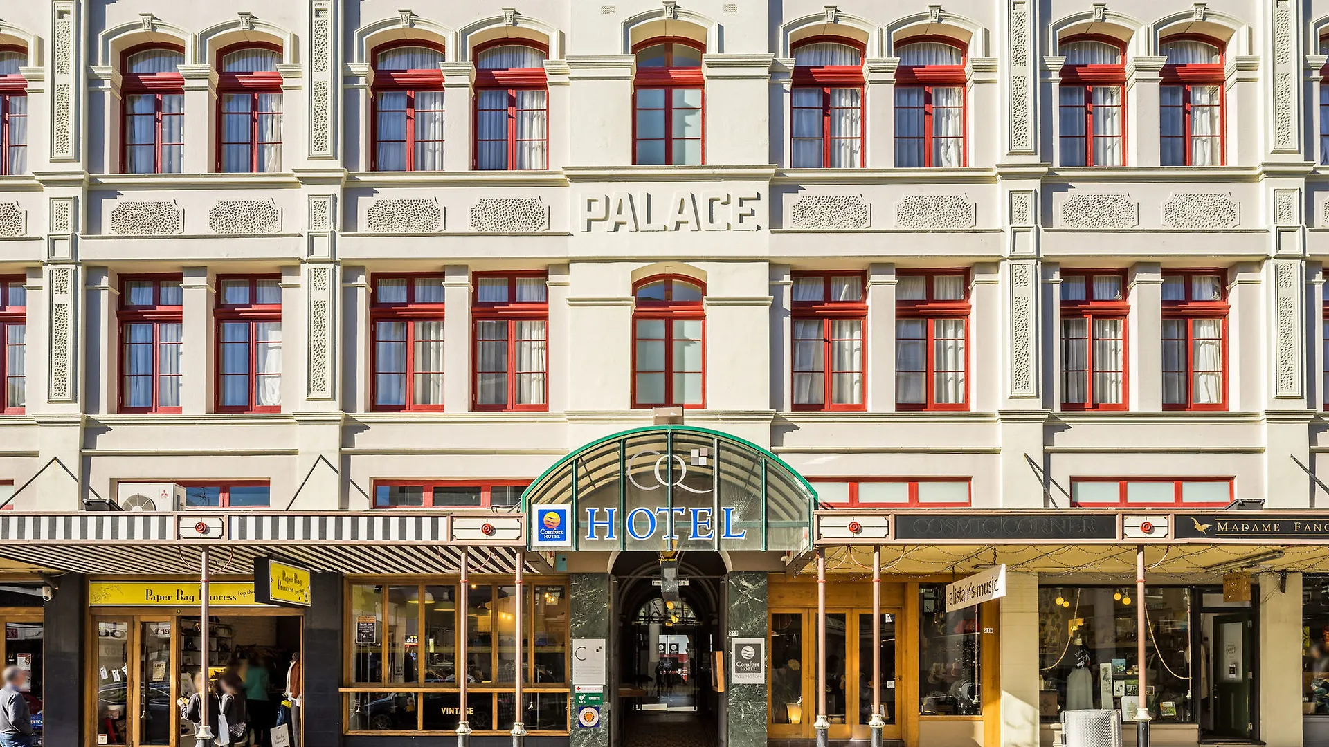 Naumi Studio Wellington Hotel